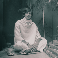 Gintautas-Bhagavan-Ram-in-Mai-Ran-Yoga-Ashram-Vilnius.jpg