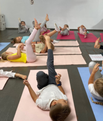 Dizainas be pavadinimo 31 Dizainas be pavadinimo 31